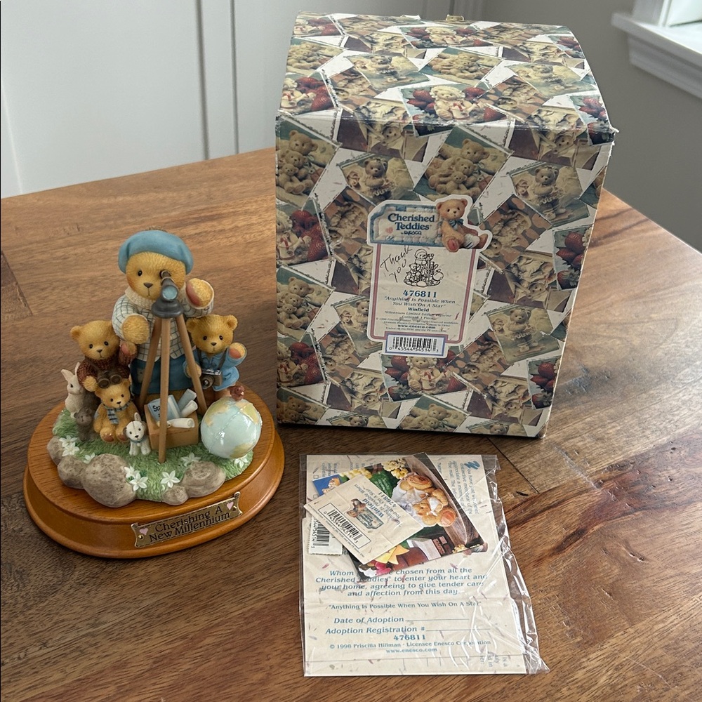 NWT, 1998 “Winfield” Figurine from Cherished Teddies, 476811 - Picture 7 of 9